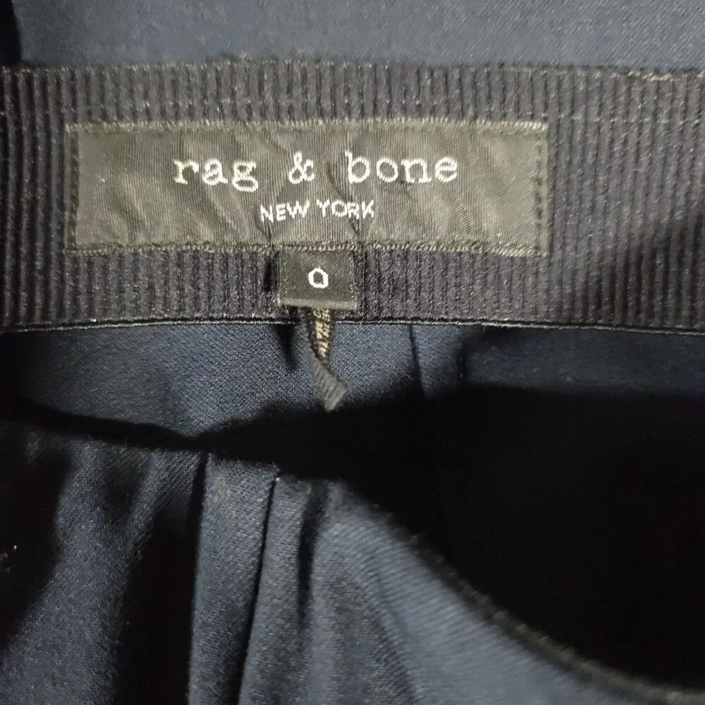 Rag & Bone Women's Navy Pants Size 0 Pleated Slim Fit - Style 108879 EUC